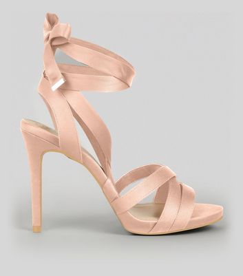 nude heels wide