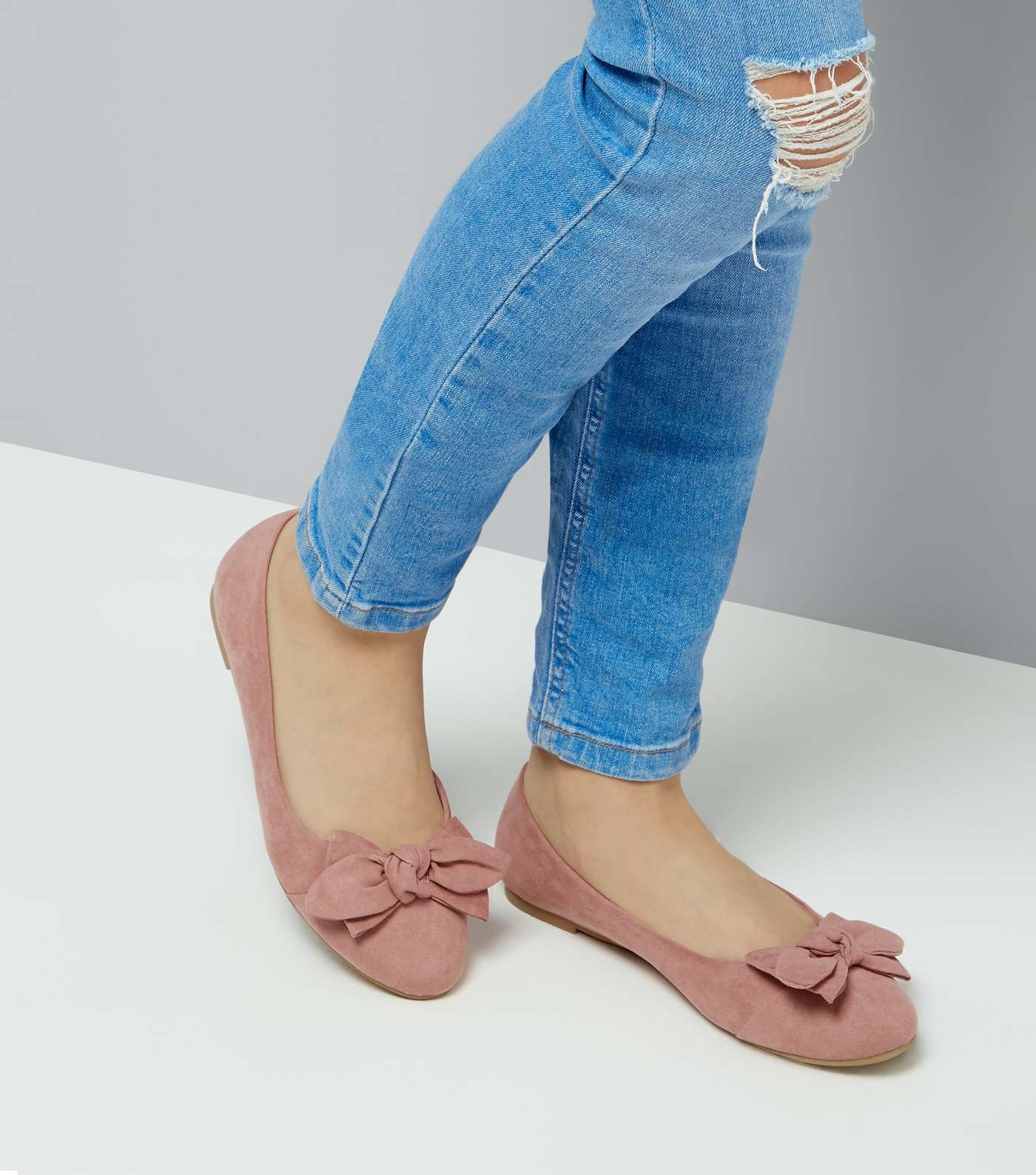 Teens Pink Suedette Bow Front Pumps  Image 3