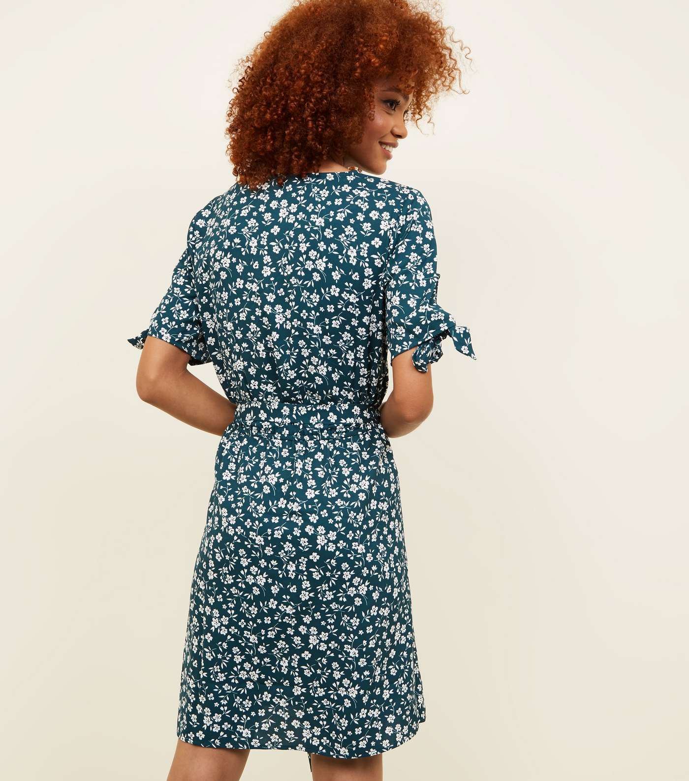 Green Floral Tie Sleeve Wrap Front Dress Image 3