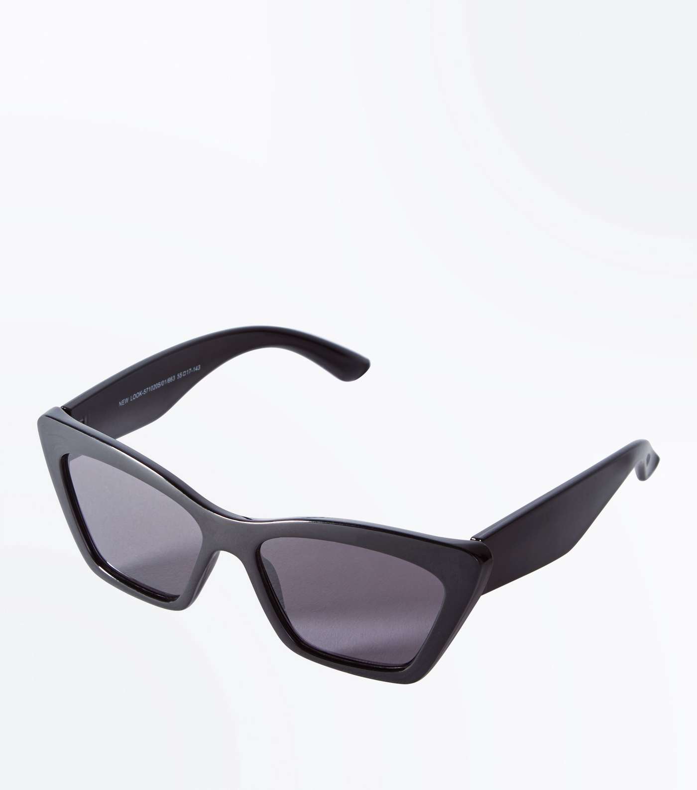 Black Chunky Frame Small Cat Eye Sunglasses