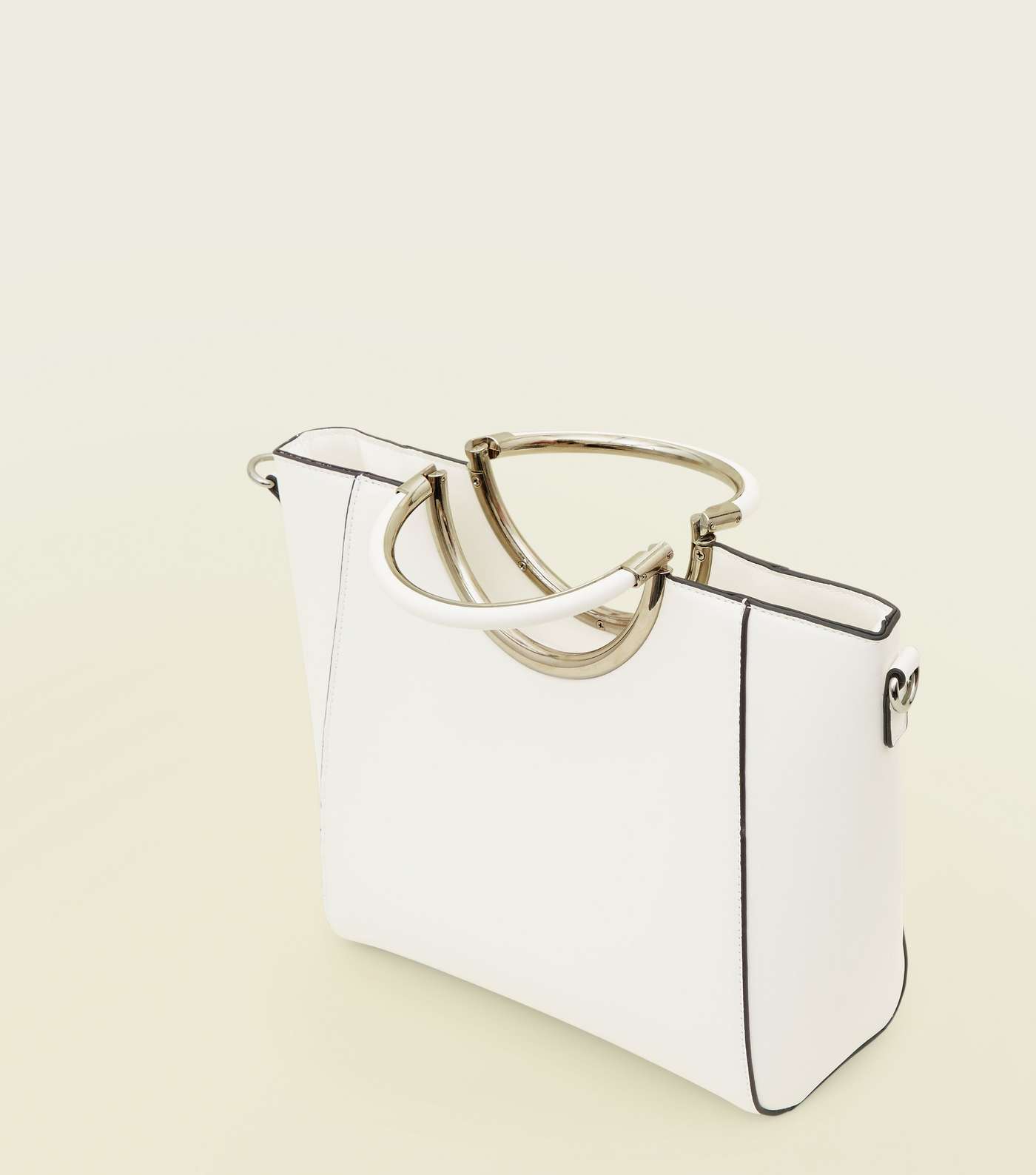 White Structured Ring Metal Handle Bag Image 4