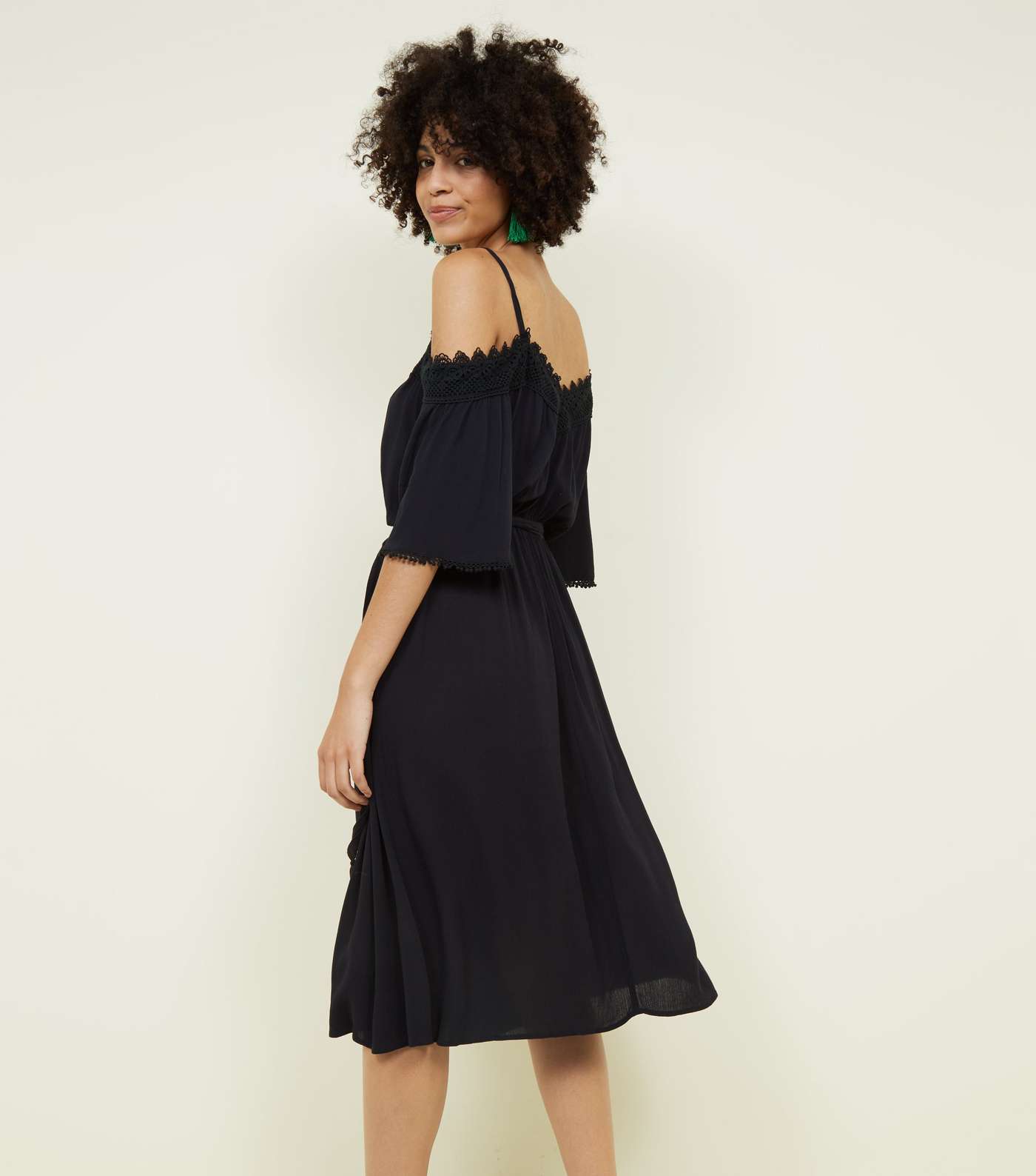 Black Crochet Trim Cold Shoulder Midi Dress Image 3
