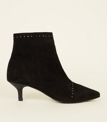 black low kitten heel boots