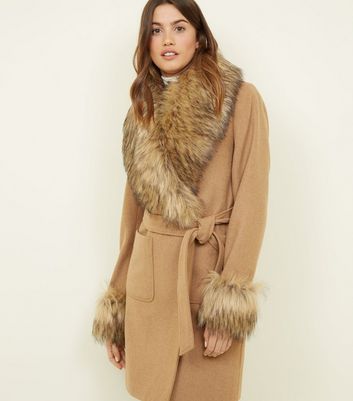 camel detachable faux fur trim coat