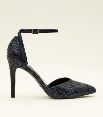 blue pointed court shoes