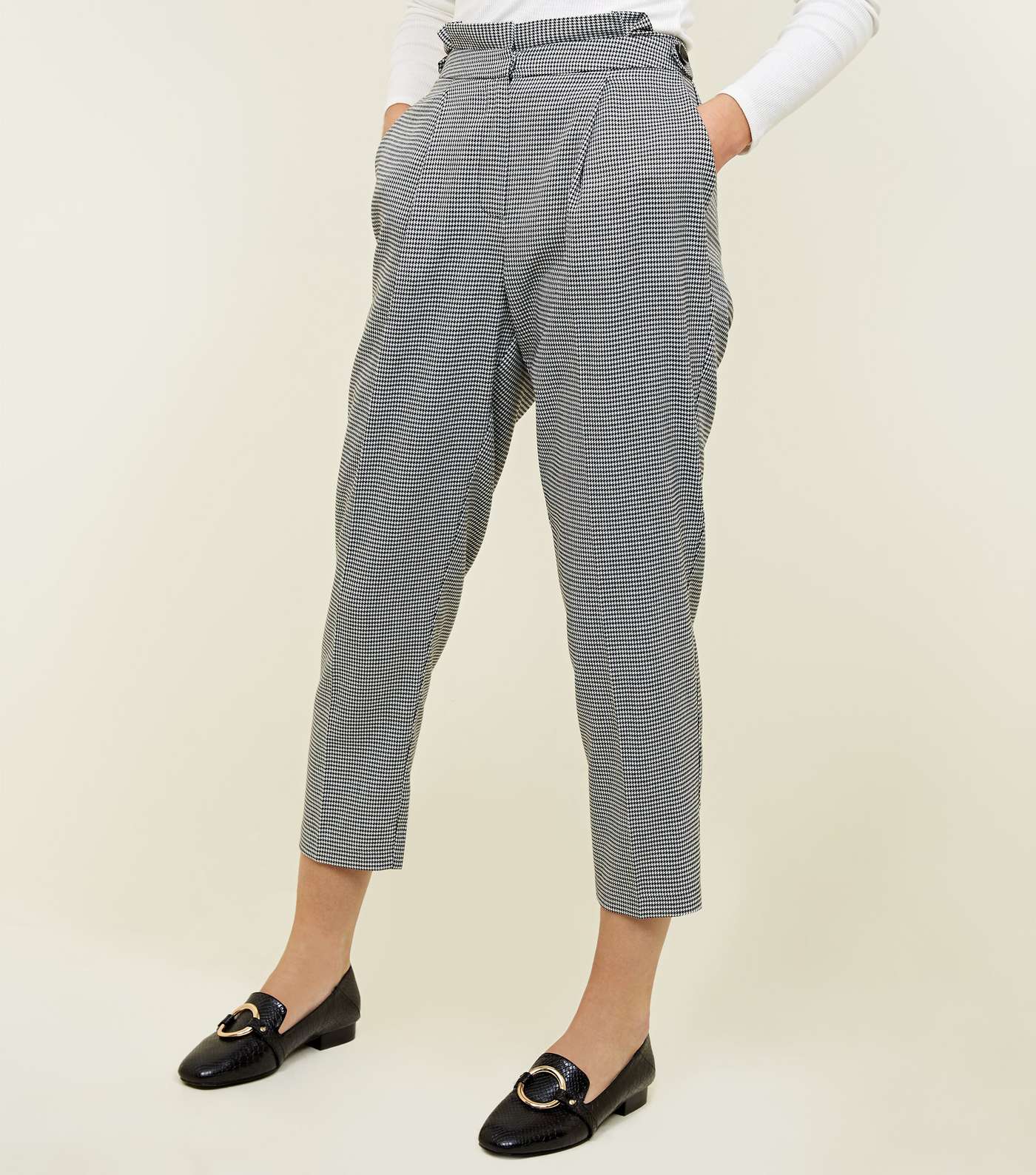 Black Houndstooth Side Tab Cropped Trousers Image 2