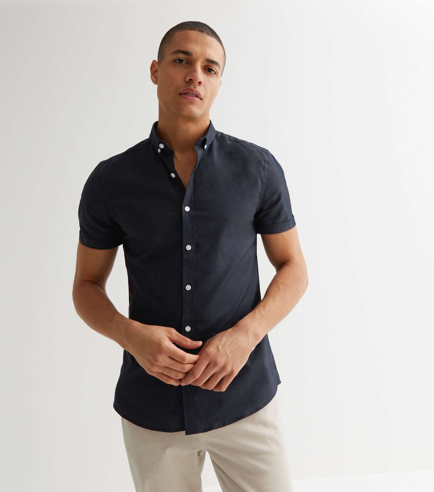 Navy Short Sleeve Muscle Fit Oxford Shirt Image 2
