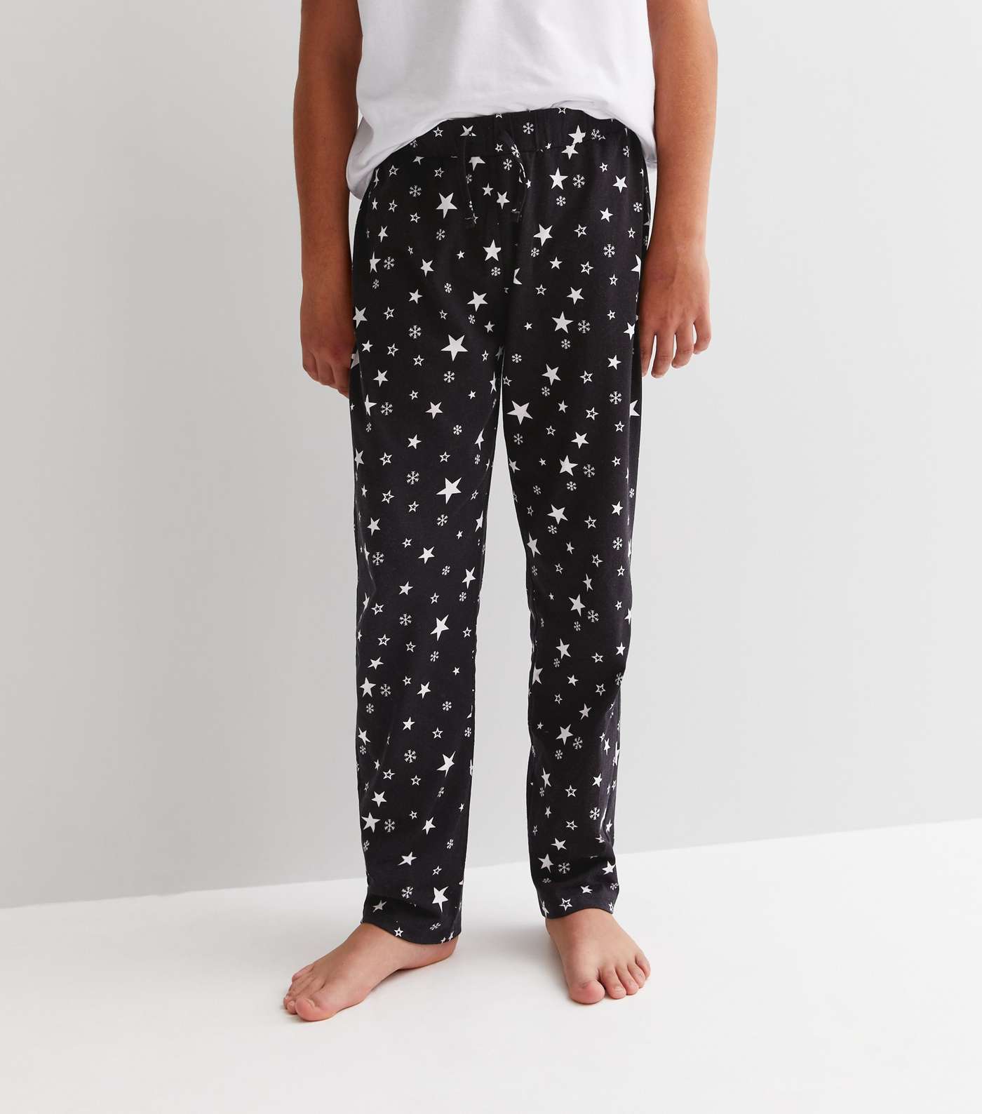 Boys Black Family Christmas Jogger Pyjama Set with Star Print Image 4