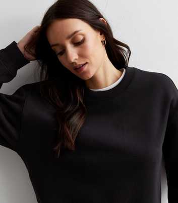 Black Jersey Crop Sweatshirt