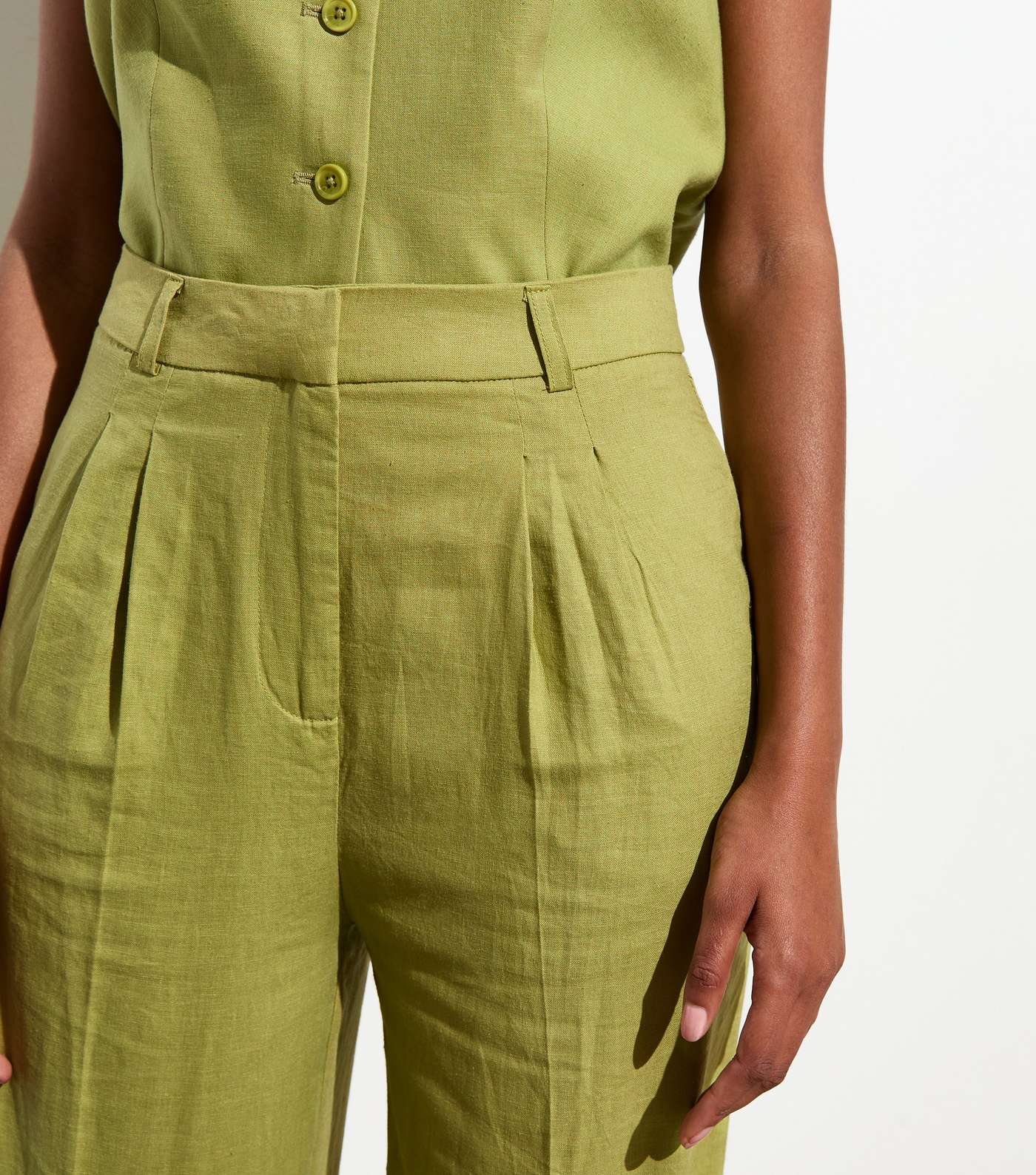 Green Linen-Blend Wide Leg Tailored Trousers Image 2
