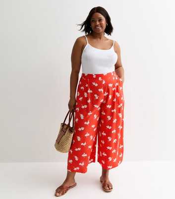 Curves Red Ditsy Floral Print Cropped Trousers