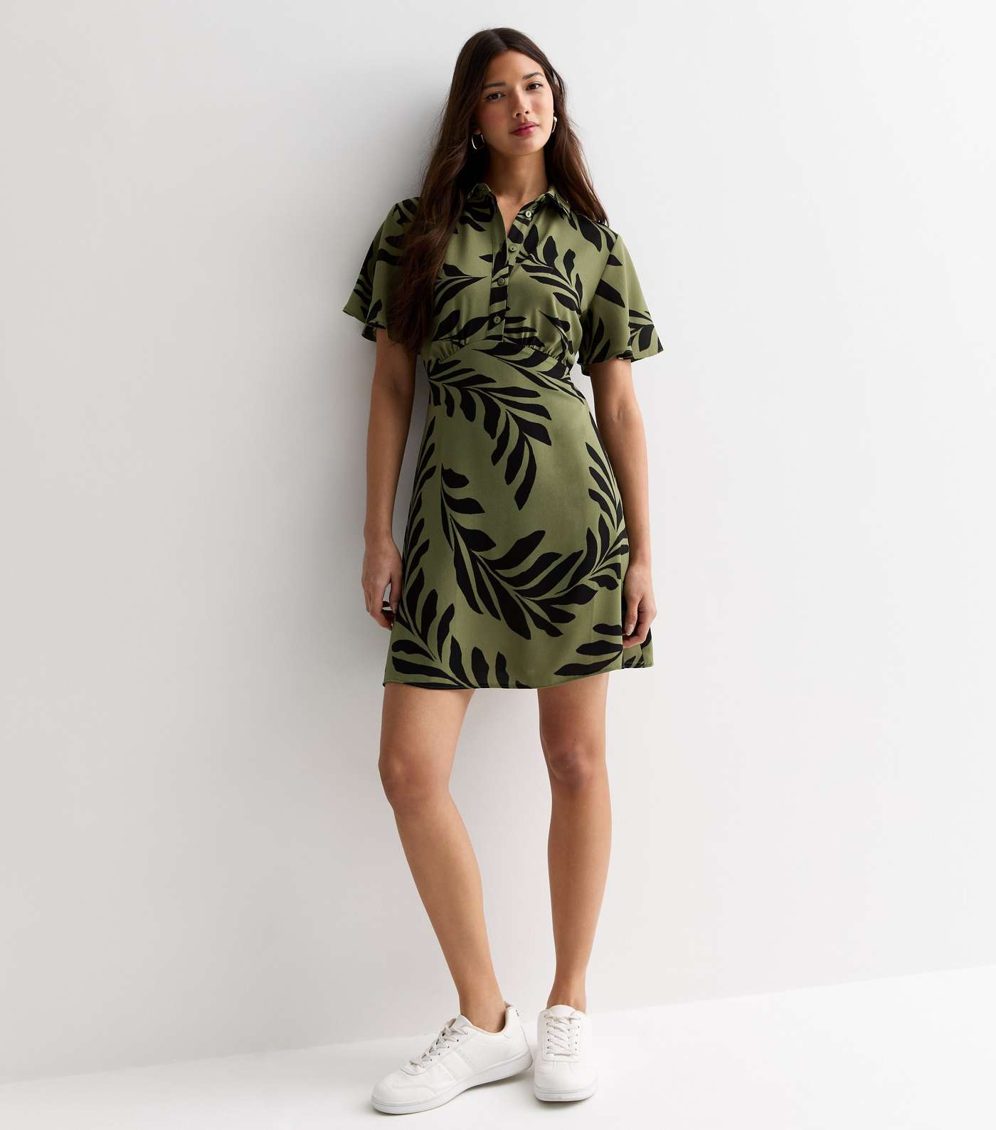 Green Leaf Print Button Through Mini Shirt Dress Image 2