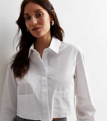 White Poplin Low Pocket Crop Shirt