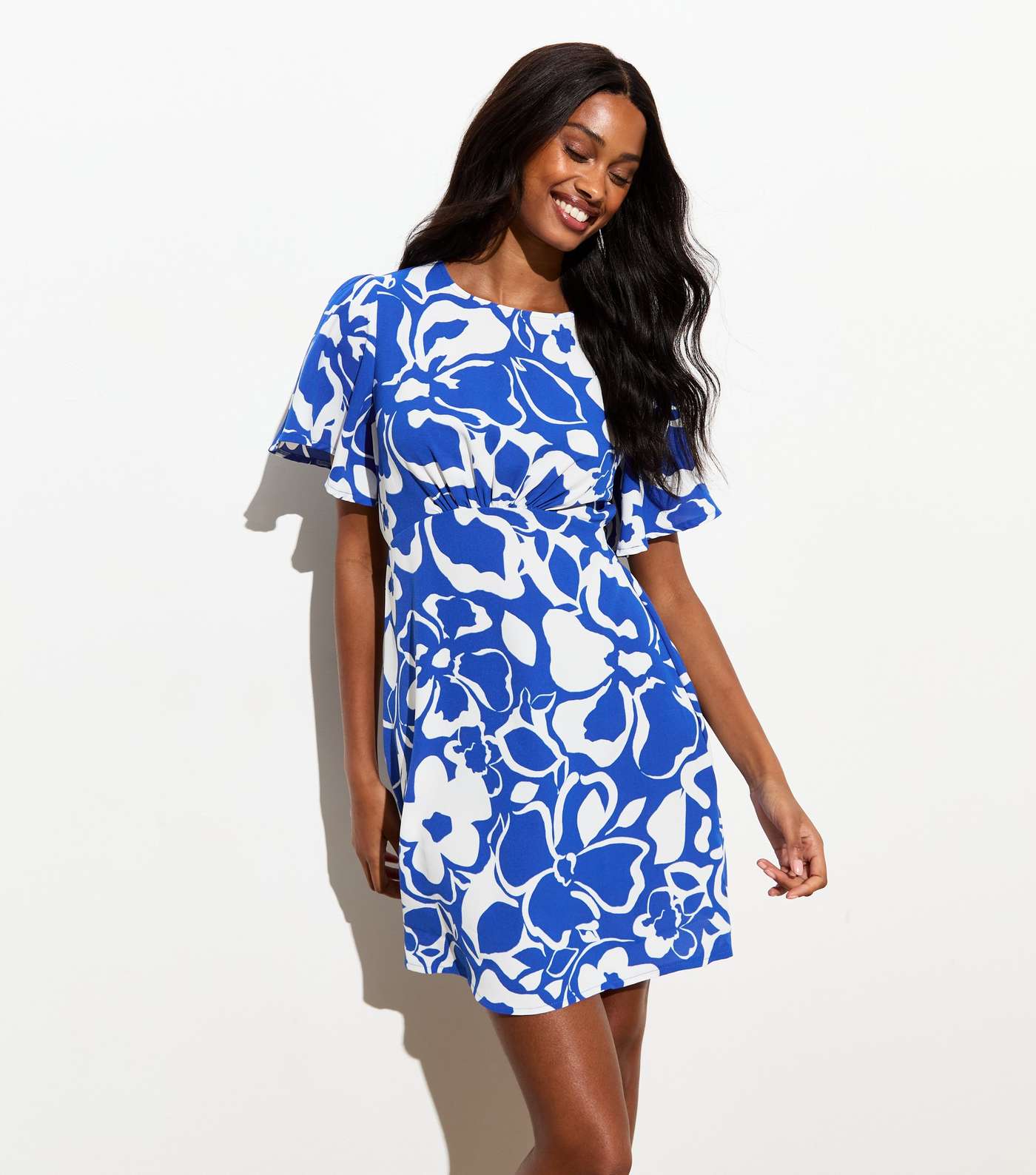 Blue Floral Flounce-Sleeve Mini Dress Image 2