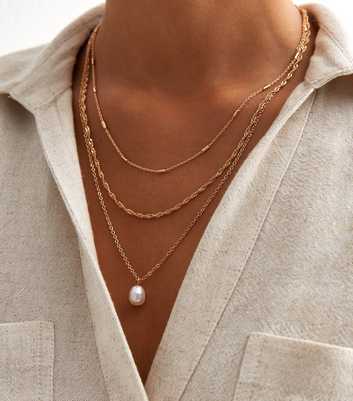 Gold Triple Chain Faux Pearl Pendant Necklace 