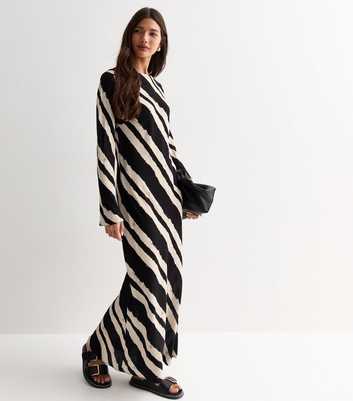 Black Diagonal Stripe Maxi Dress