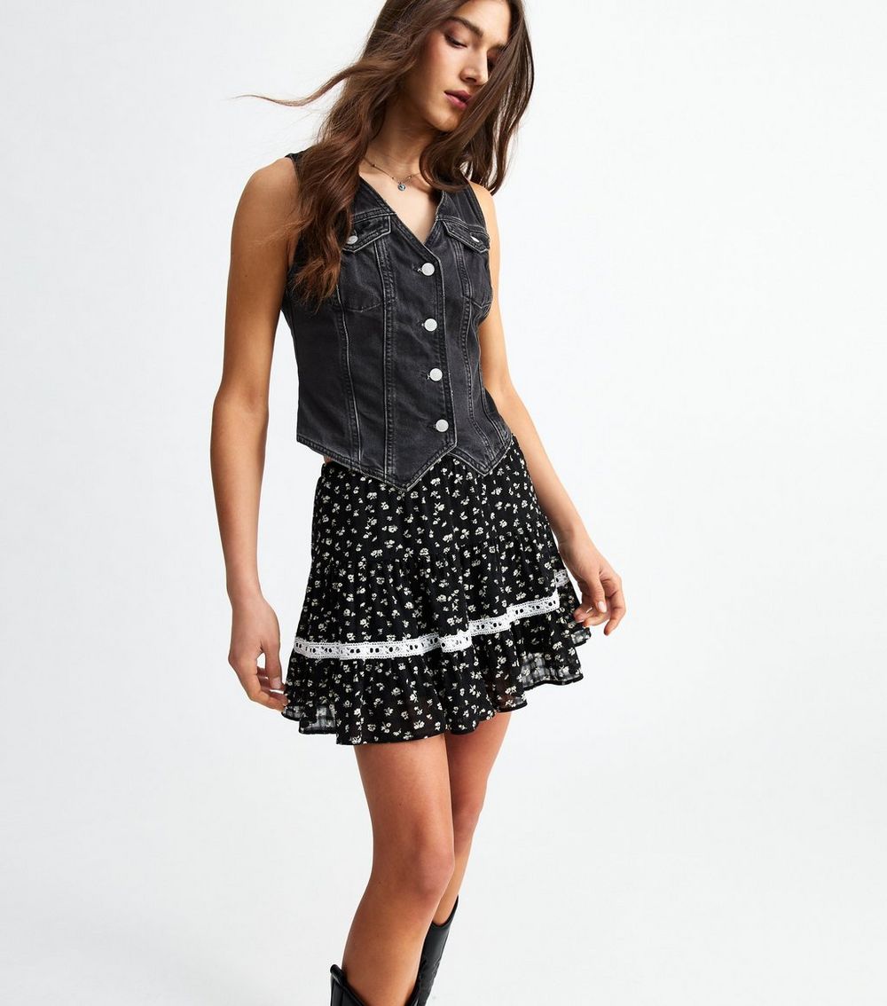 Black Floral Print Tiered Mini Skirt