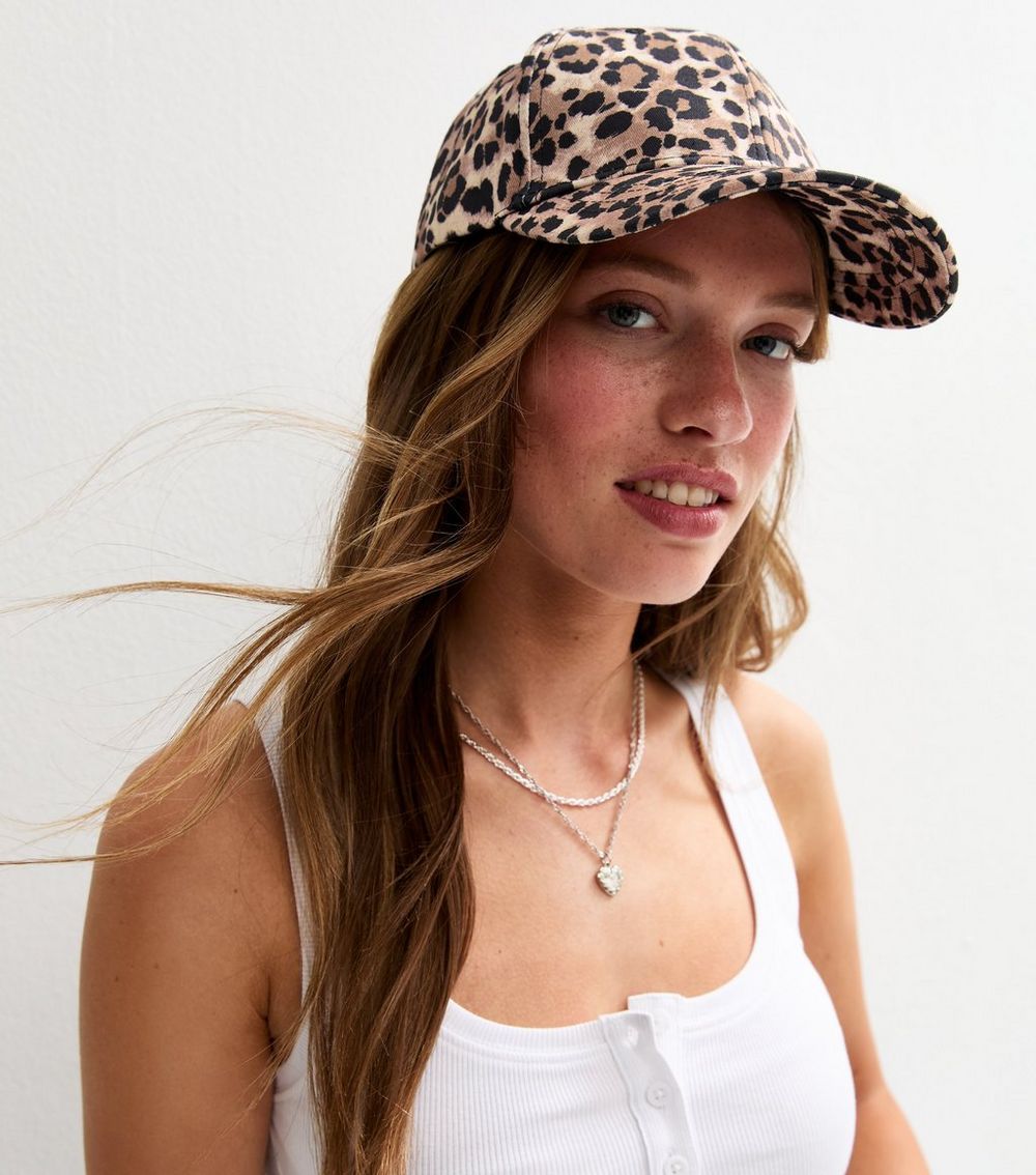 Brown Leopard Print Cap