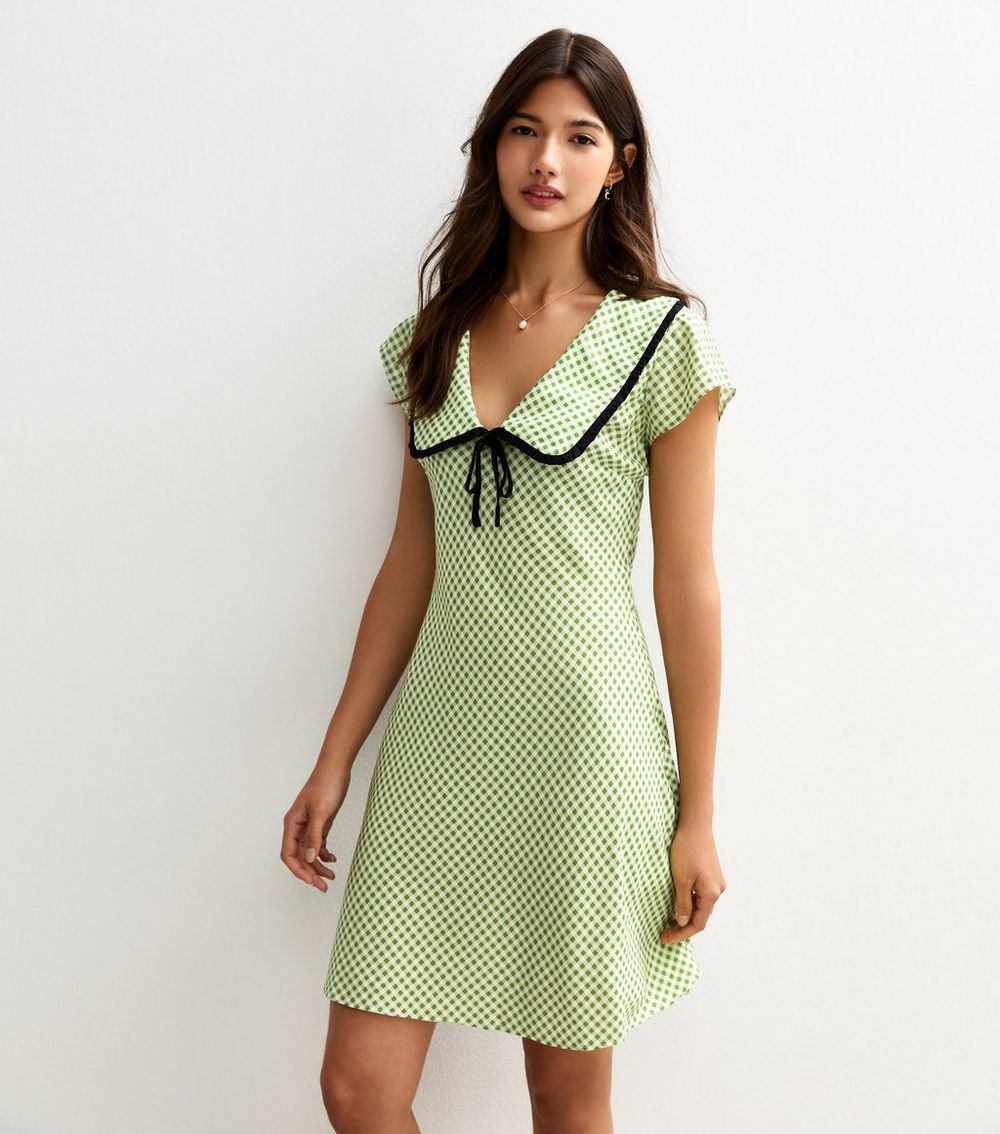 Green Gingham Contrast Tip Collar Mini Dress
