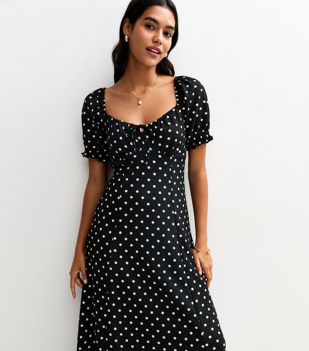 Black Spot Print Crinkle Texture Milkmaid Midi Dress