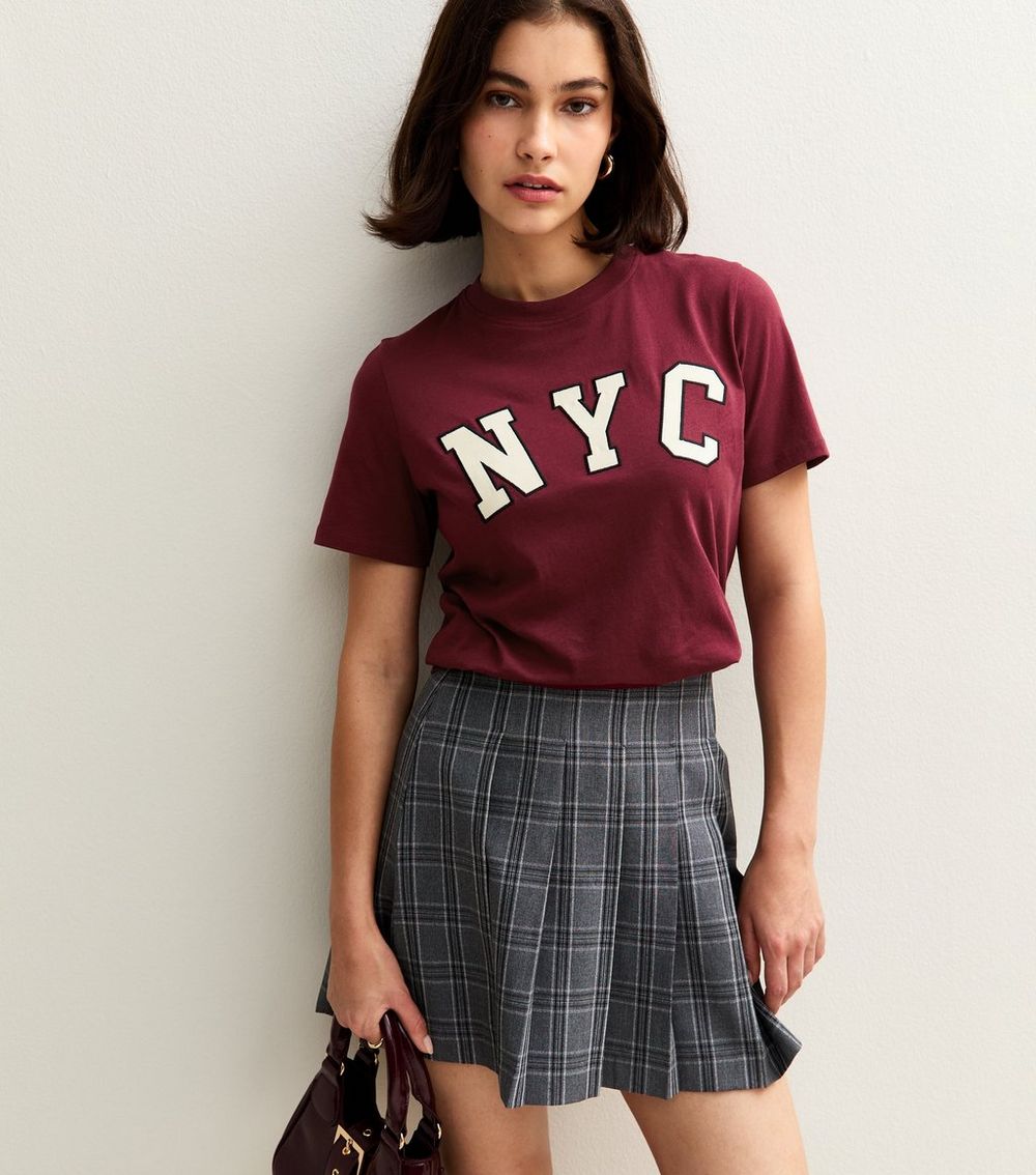 Burgundy NYC Print Relaxed T