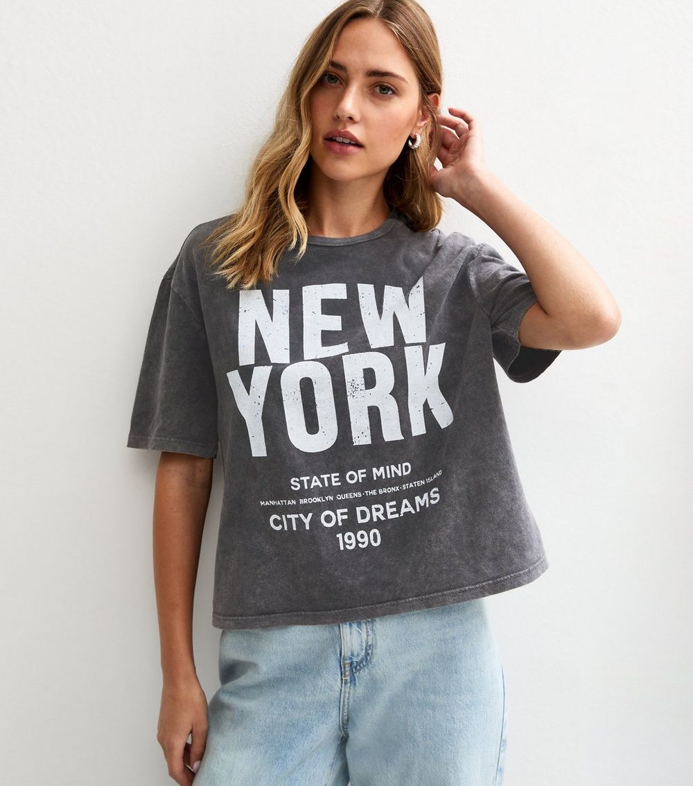 Grey Acid Wash New York Print Cropped T