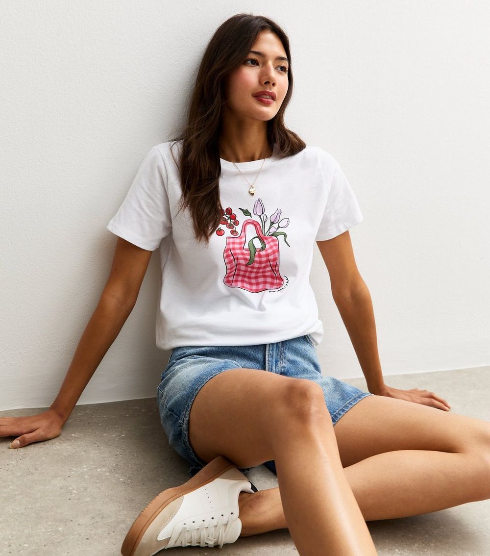 White Gingham Bag Print T
