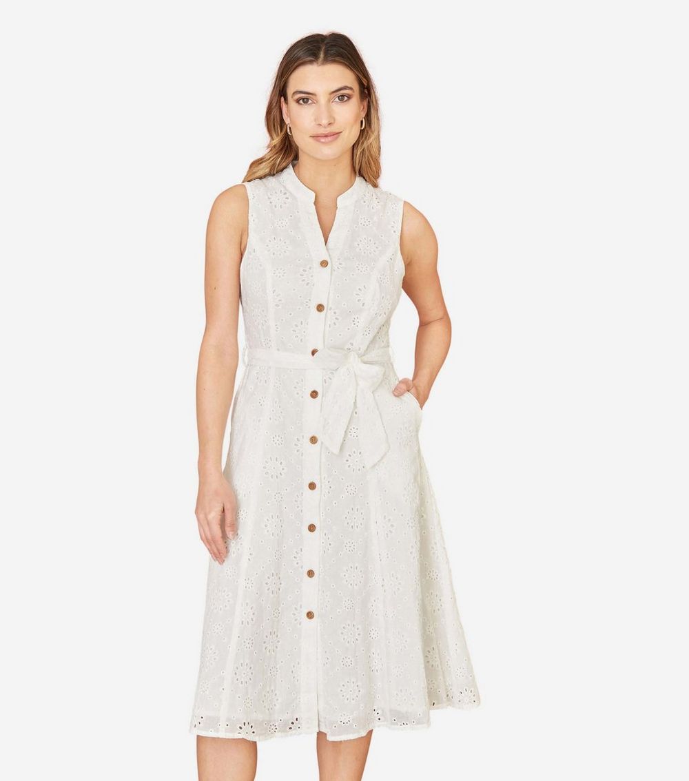 Yumi White Floral Embroidered Shirt Dress