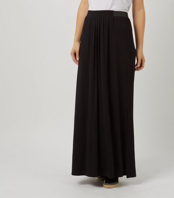 black elasticated maxi skirt