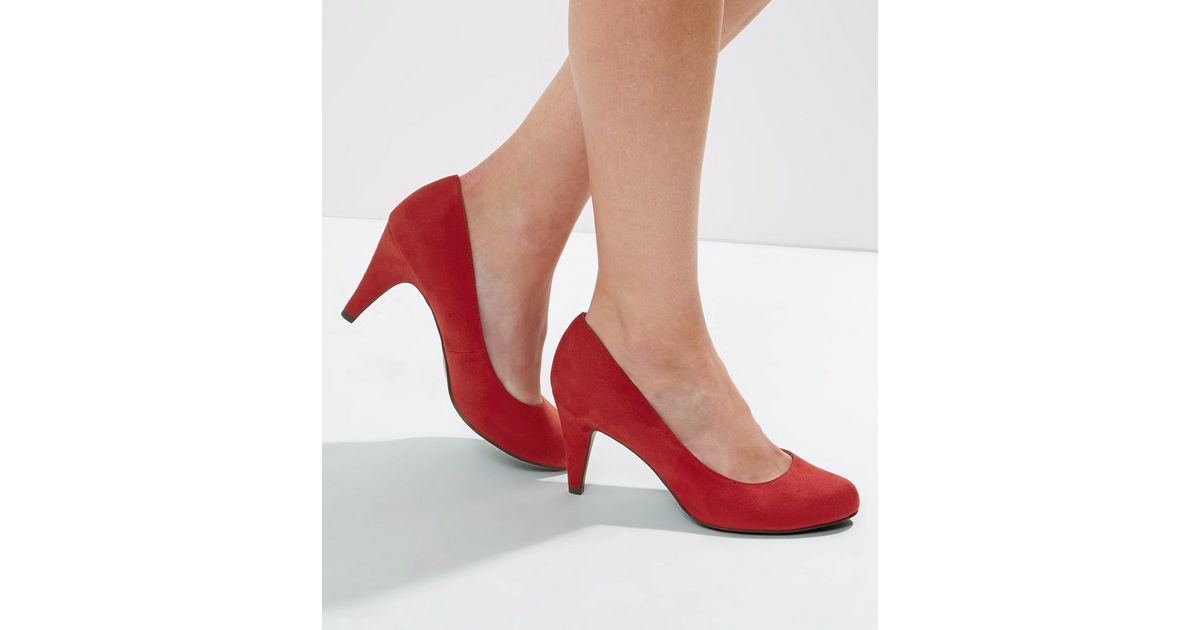 Wide Fit Red Court Shoes New Look