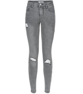 grey distressed skinny jeans