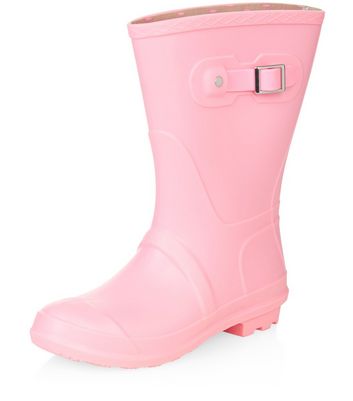 calf high wellies