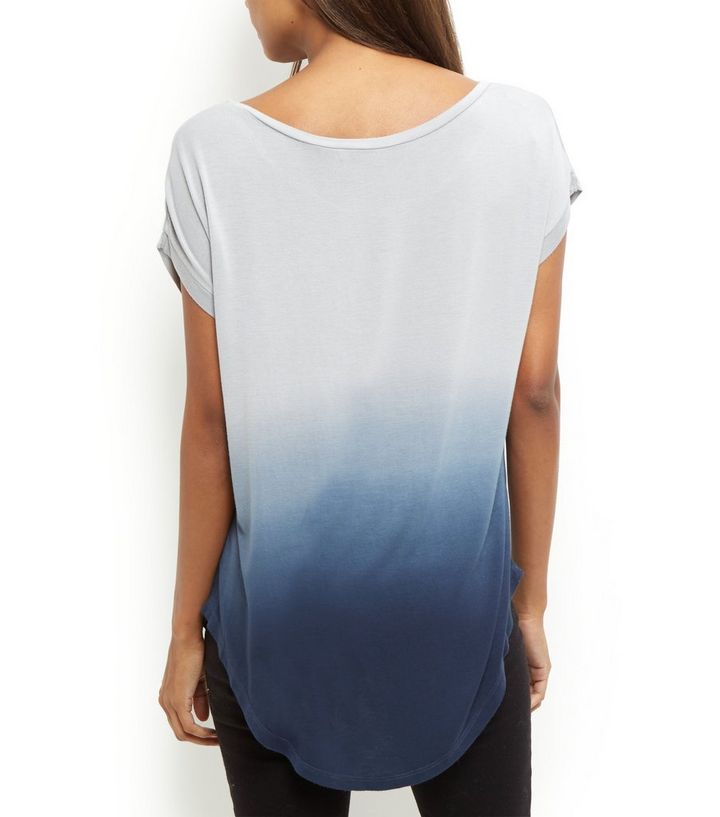 Blue Dip Dye Oversized T Shirt Fur Spater Speichern Von Gespeicherten Artikeln Entfernen