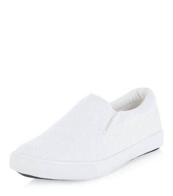 Wide Fit White Lace Slip On Plimsolls 