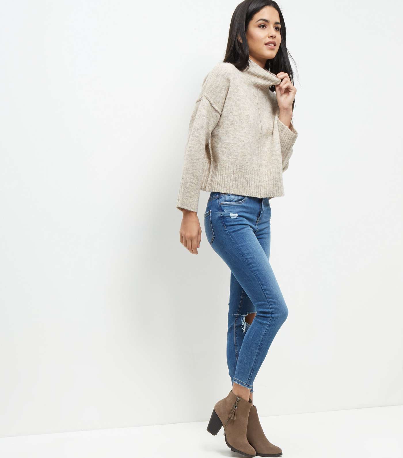 Cream Wide Sleeve Turtle Neck Cropped Jumper Image 2