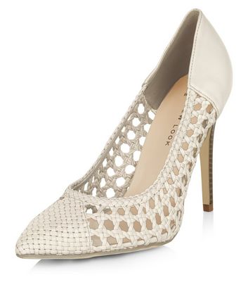 cream court shoes wide fitting