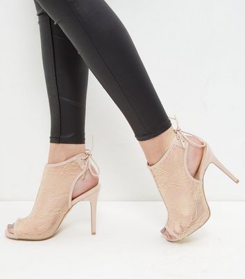 tie back heels