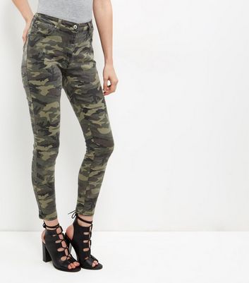 camo print skinny jeans