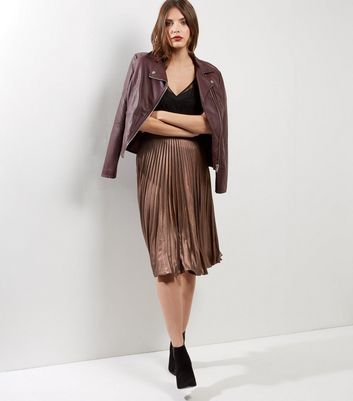 Metallic pleated outlet leather skirt