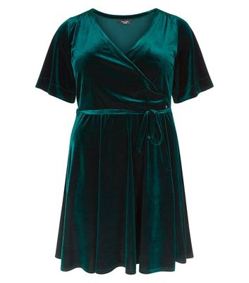 new look green velvet dress