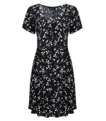 black sleeve skater dress