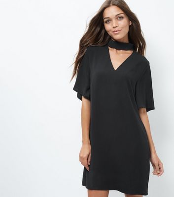 collier ras de cou robe collier ras de cou robe
