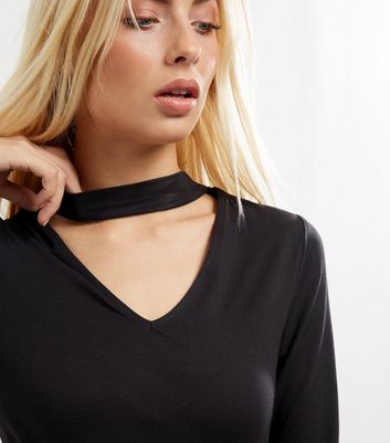 cut out choker top