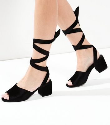 tie up black block heels