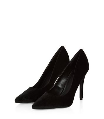 Black Velvet Pointed Court Shoes | New Look