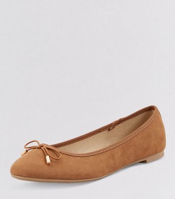 Tan ballet 2024 pumps uk