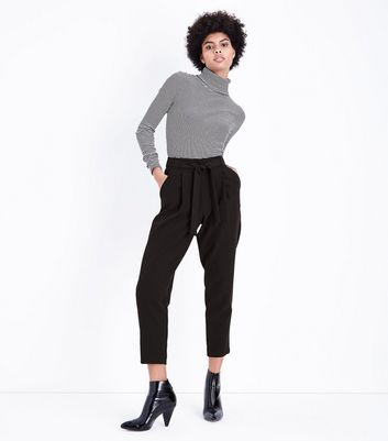 Petite Black Zip Slim Stretch Trousers  New Look