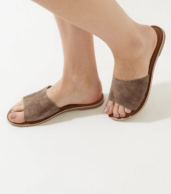 new look tan sliders