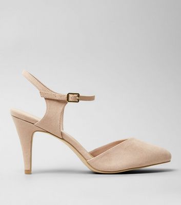 cream court shoes wide fitting