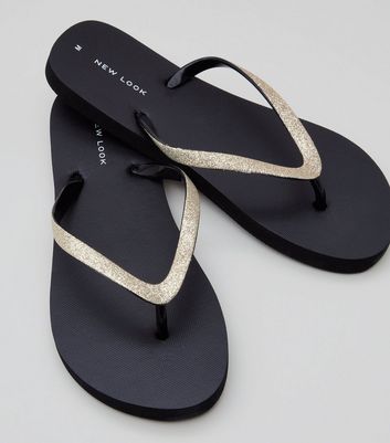 new look black flip flops